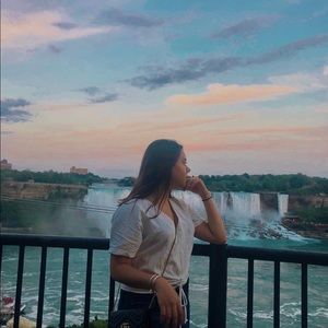 Meet your Posher, Maria